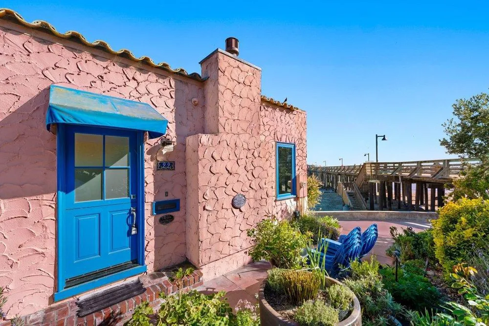 1500 Wharf Road #22 Capitola, CA 95010