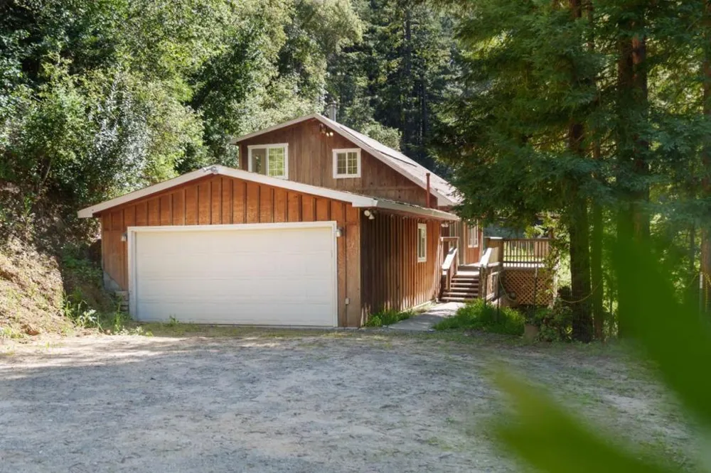 2950 Bear Canyon Road Los Gatos, CA 95033
