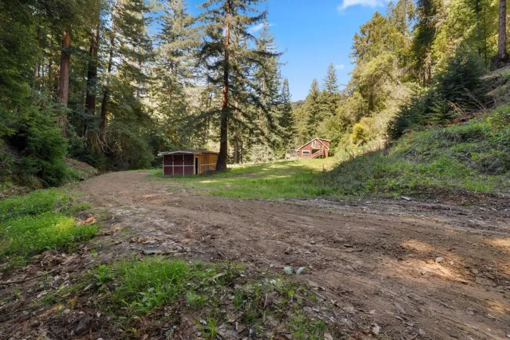 2950 Bear Canyon Road Los Gatos, CA 95033