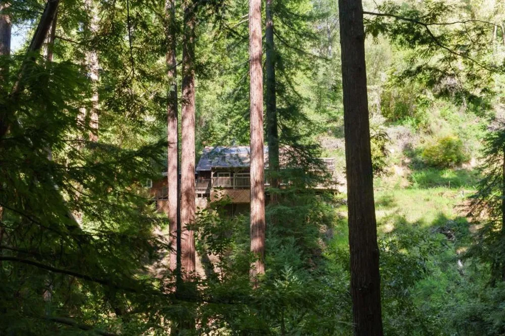 2950 Bear Canyon Road Los Gatos, CA 95033