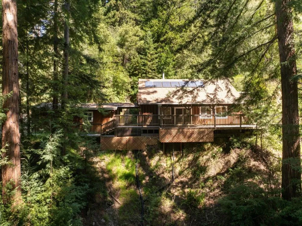 2950 Bear Canyon Road Los Gatos, CA 95033