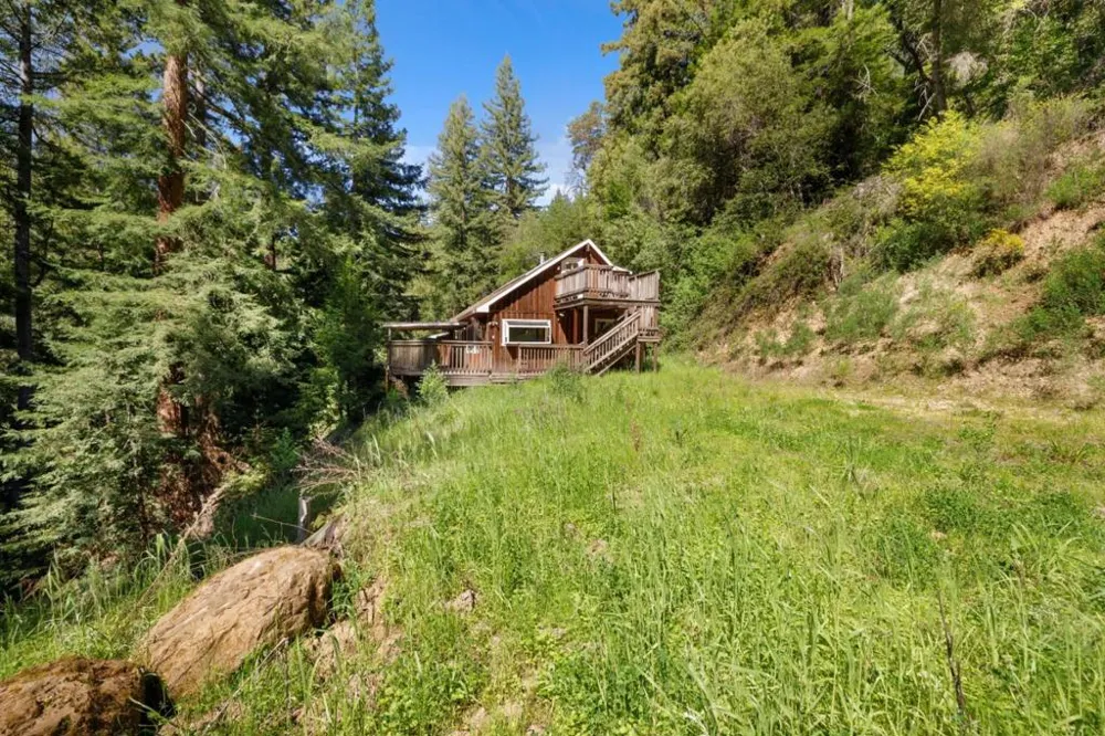 2950 Bear Canyon Road Los Gatos, CA 95033