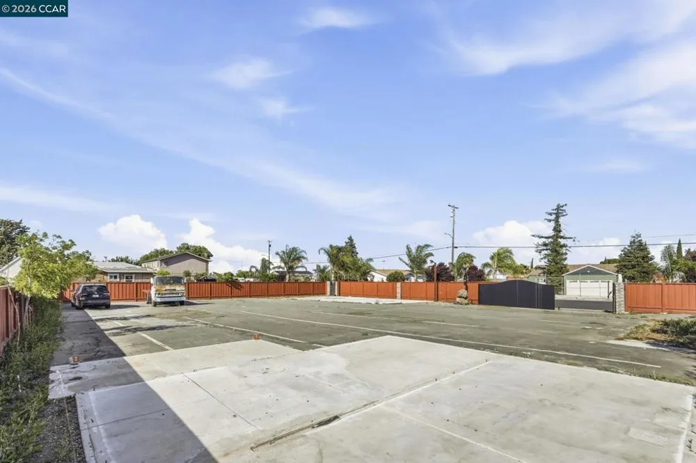201 Solano Ave Bay Point, CA 94565