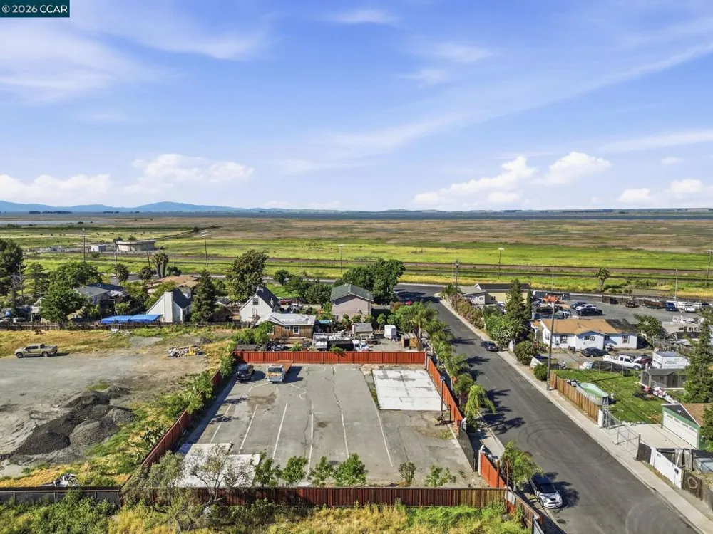 201 Solano Ave Bay Point, CA 94565
