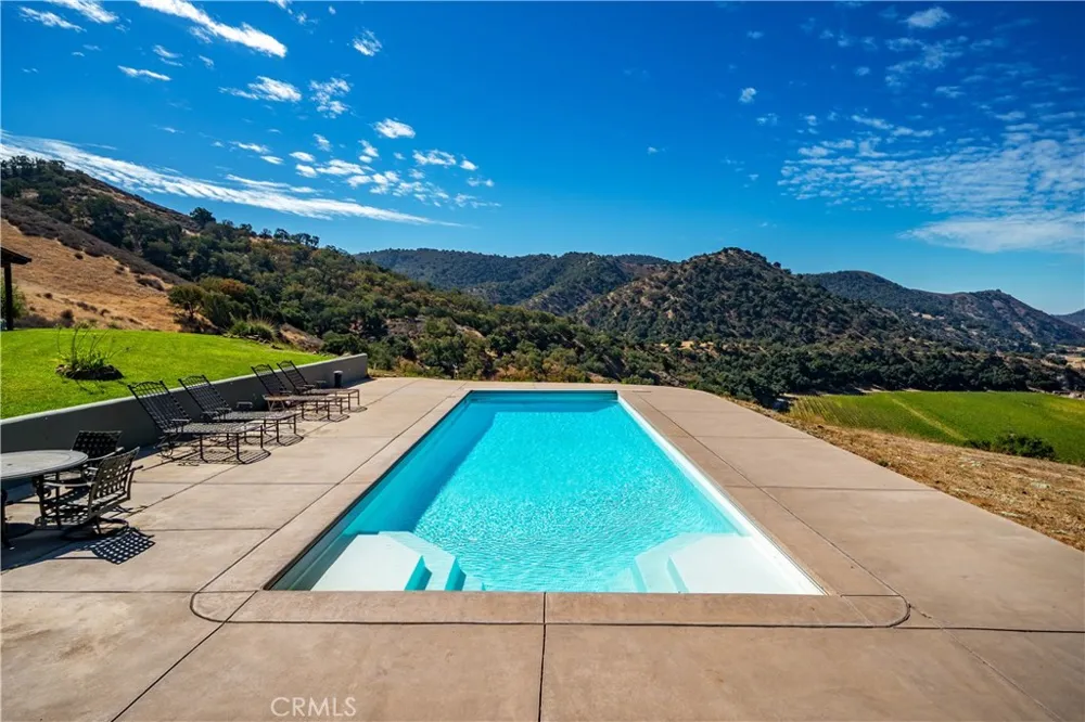 8680 Alamo Creek Santa Maria, CA 93454