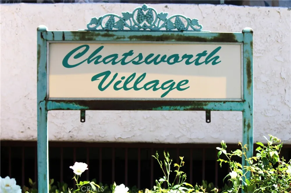 9906 Owensmouth #12 Chatsworth, CA 91311