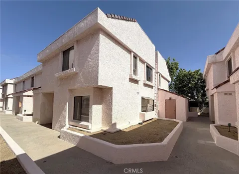 9906 Owensmouth #12