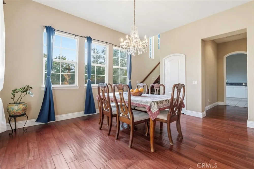4463 Cardinal Cushing Claremont, CA 91711