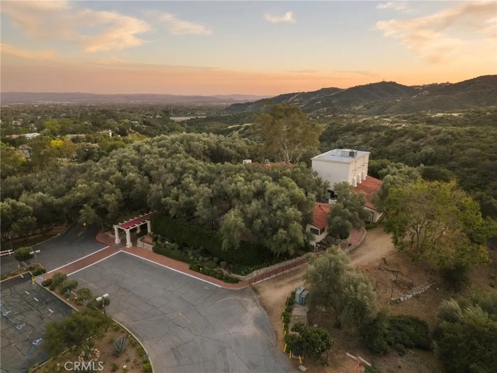 4463 Cardinal Cushing Claremont, CA 91711