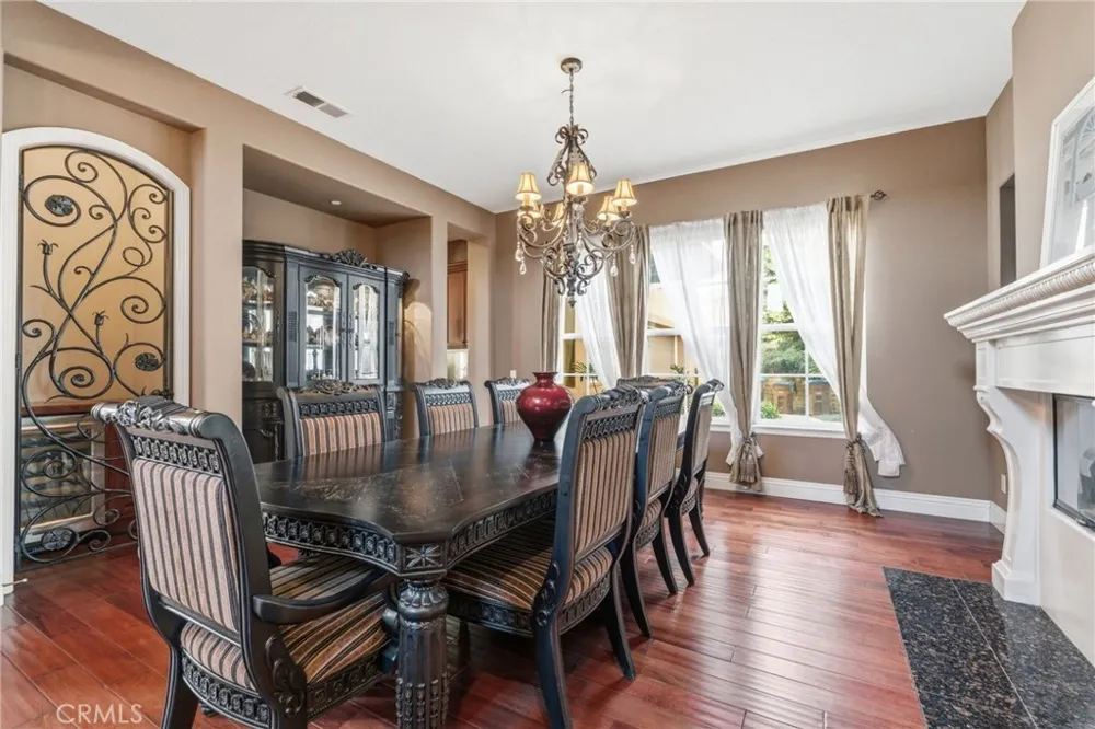 4463 Cardinal Cushing Claremont, CA 91711