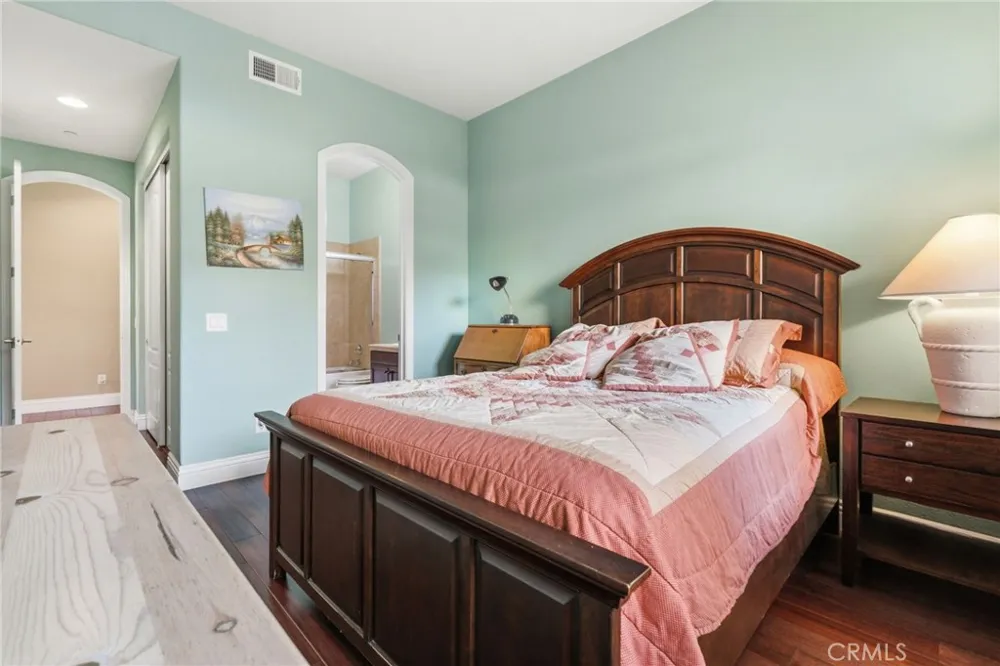 4463 Cardinal Cushing Claremont, CA 91711