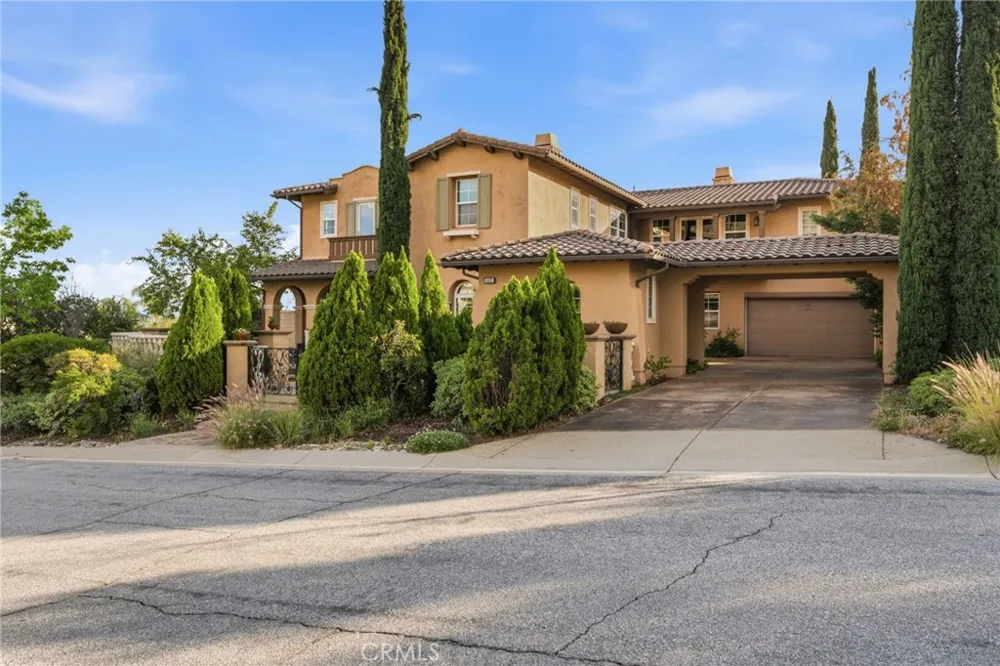4463 Cardinal Cushing Claremont, CA 91711