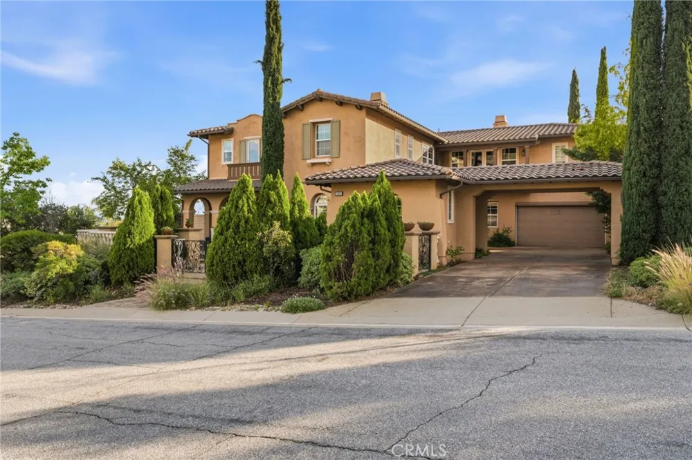 4463 Cardinal Cushing Claremont, CA 91711