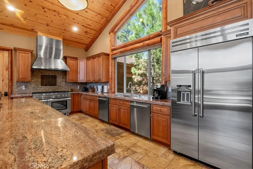 1020 Heritage Trail Big Bear City, CA 92314