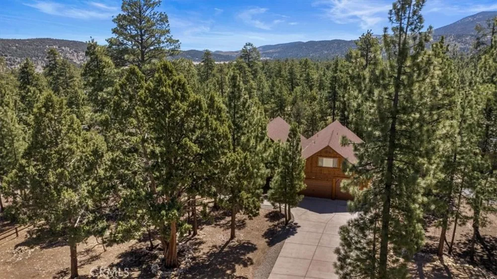 1020 Heritage Trail Big Bear City, CA 92314