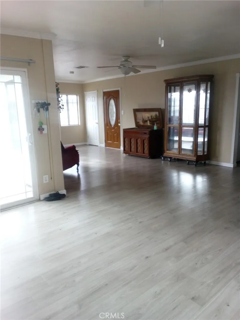 11742 Terradell Santa Fe Springs, CA 90670