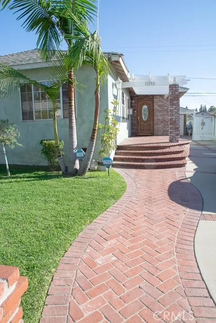 11742 Terradell Santa Fe Springs, CA 90670