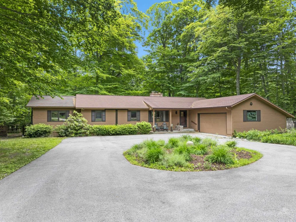 3862 Trillium Drive Leland Township, MI 49654