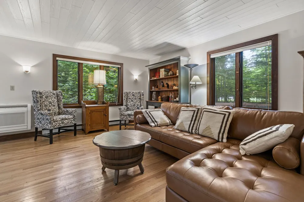 3862 Trillium Drive Leland Township, MI 49654