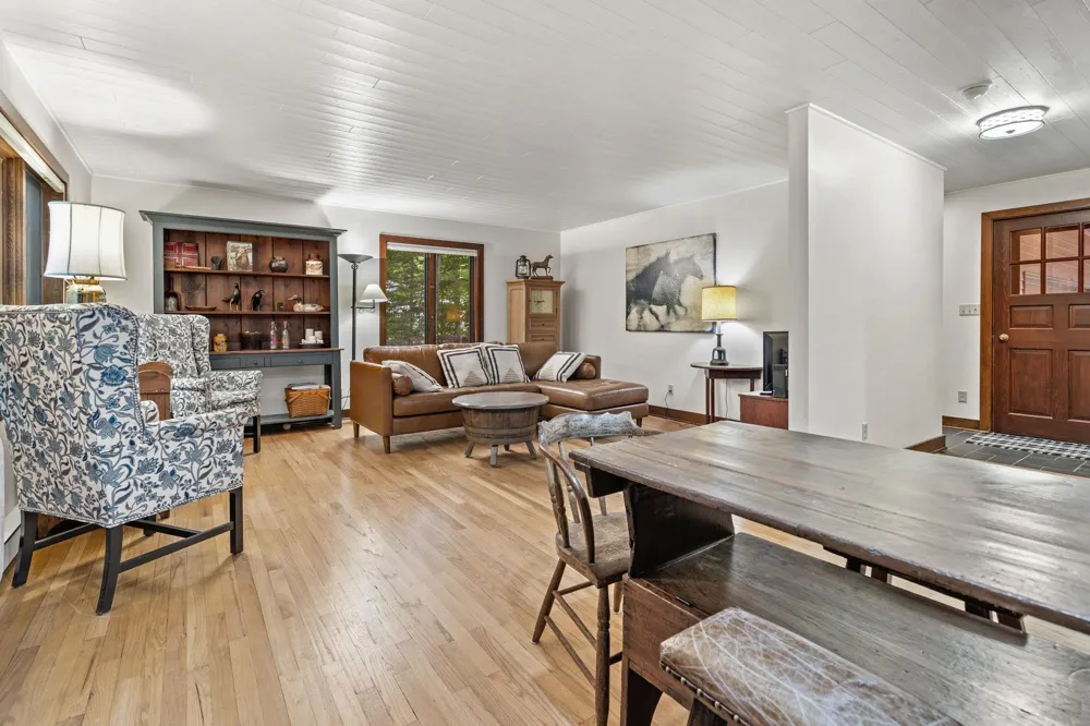3862 Trillium Drive Leland Township, MI 49654
