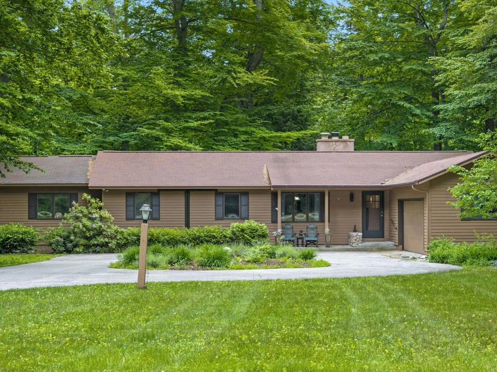3862 Trillium Drive Leland Township, MI 49654