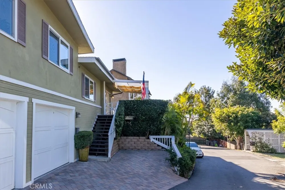 737 Griffith Way Laguna Beach, CA 92651