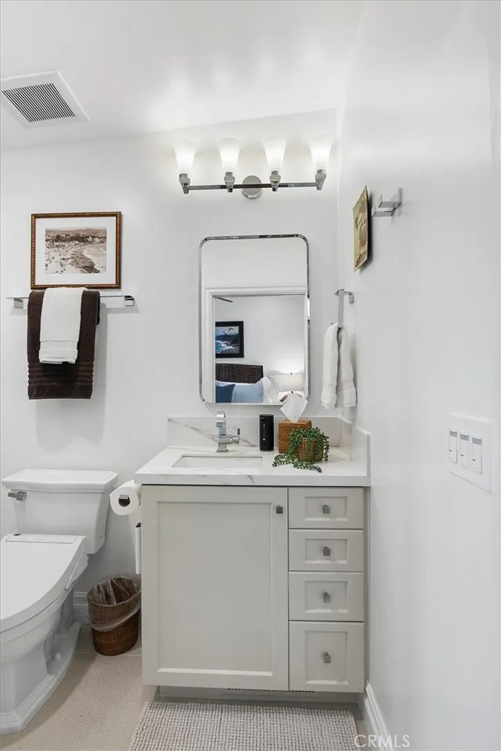 737 Griffith Way Laguna Beach, CA 92651