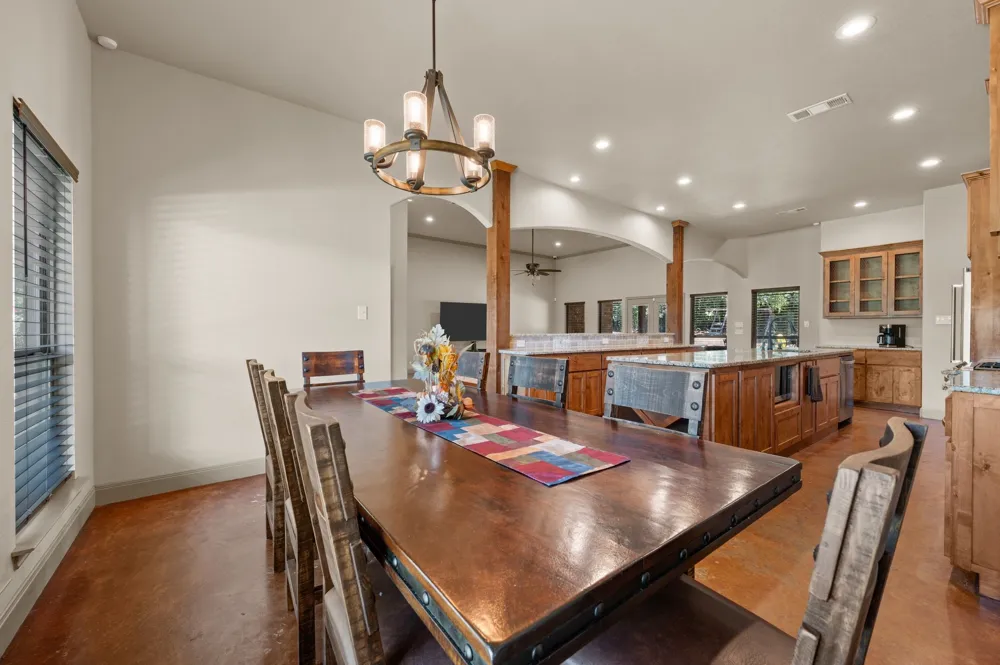 3019 FM 718 Newark, TX 76071