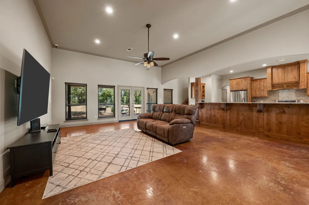 3019 FM 718 Newark, TX 76071