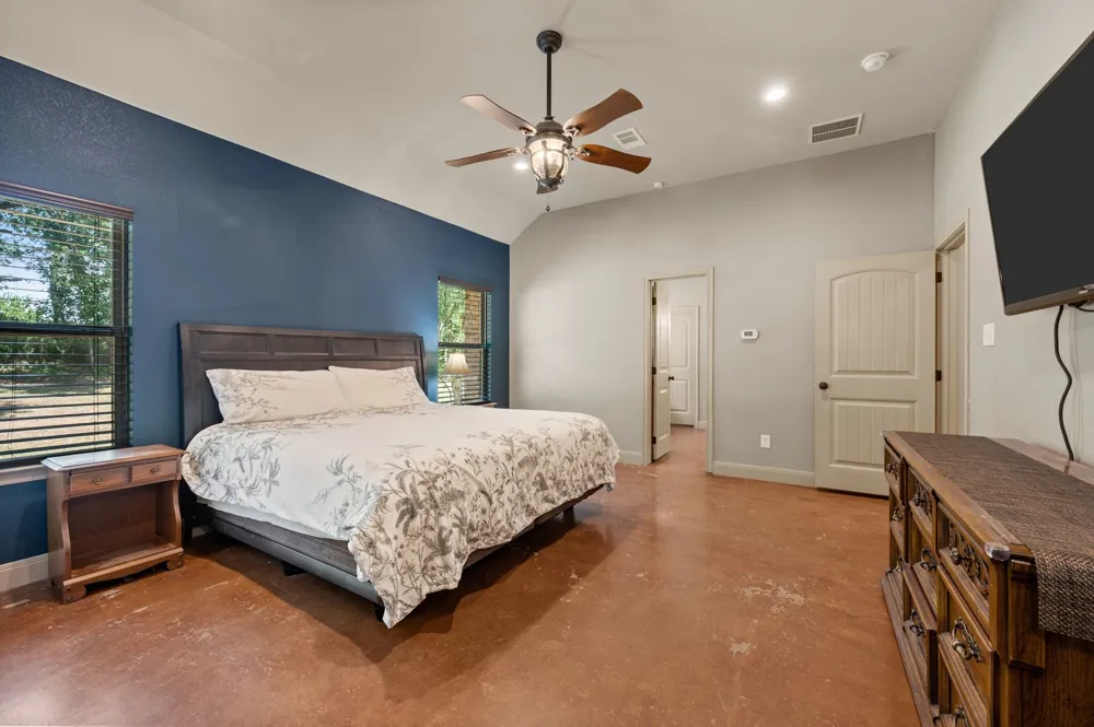 3019 FM 718 Newark, TX 76071
