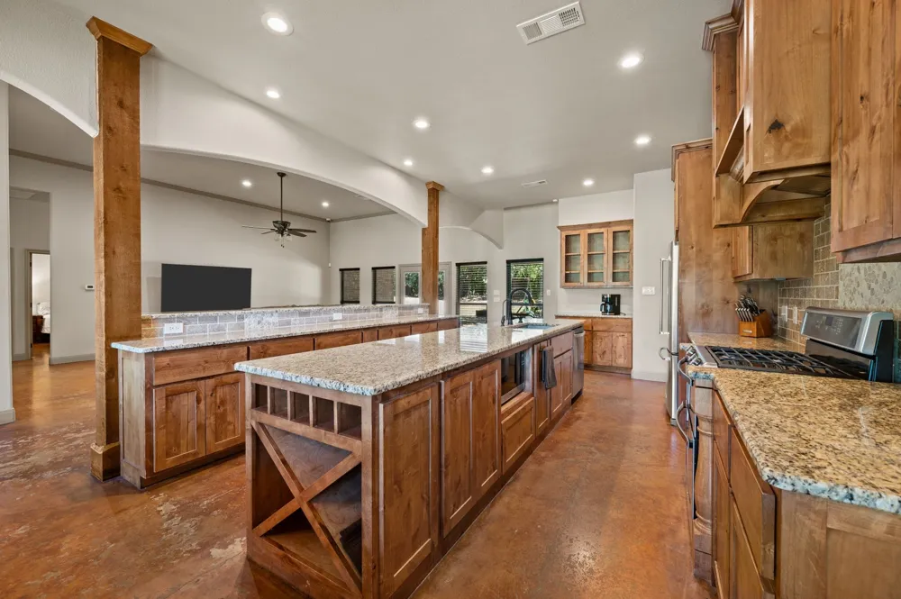 3019 FM 718 Newark, TX 76071