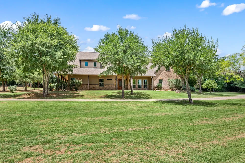 3019 FM 718 Newark, TX 76071