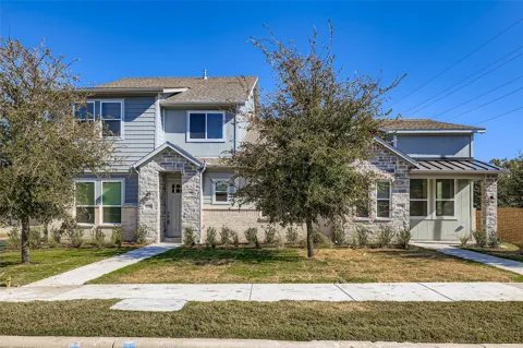 1204 Pebblebrook Drive