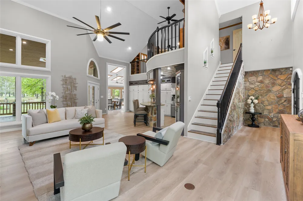 692 Private Road 5937 Emory, TX 75440