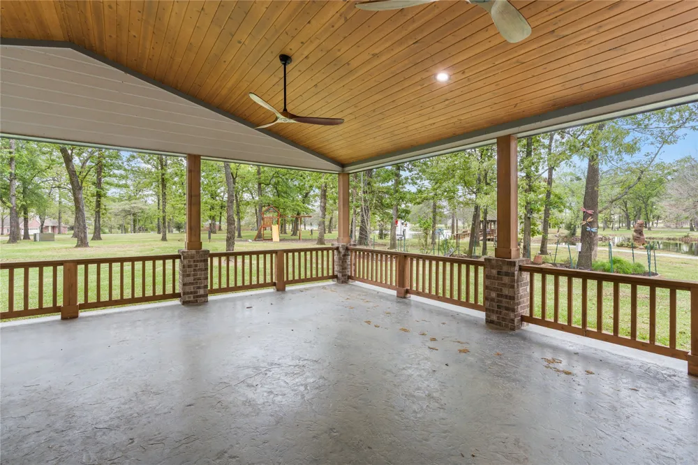 692 Private Road 5937 Emory, TX 75440