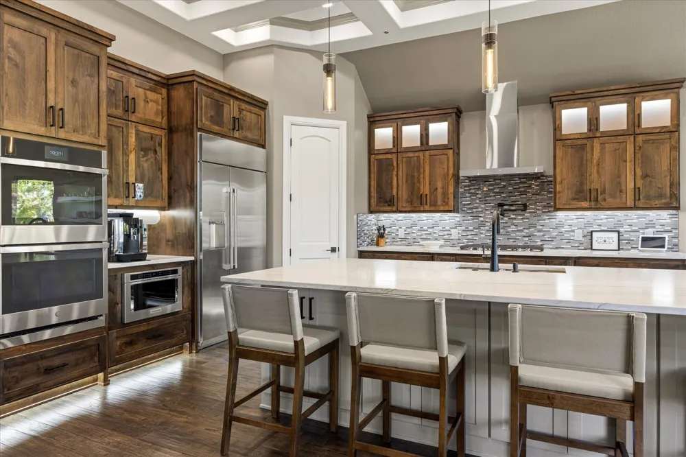1203 Huntington Cove Court Granbury, TX 76048