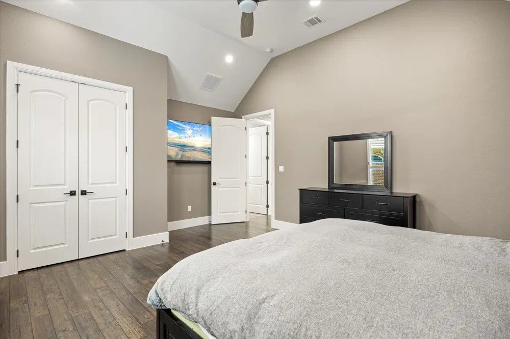 1203 Huntington Cove Court Granbury, TX 76048
