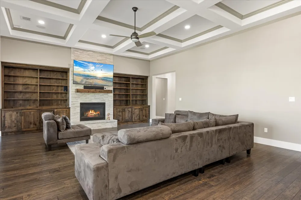 1203 Huntington Cove Court Granbury, TX 76048