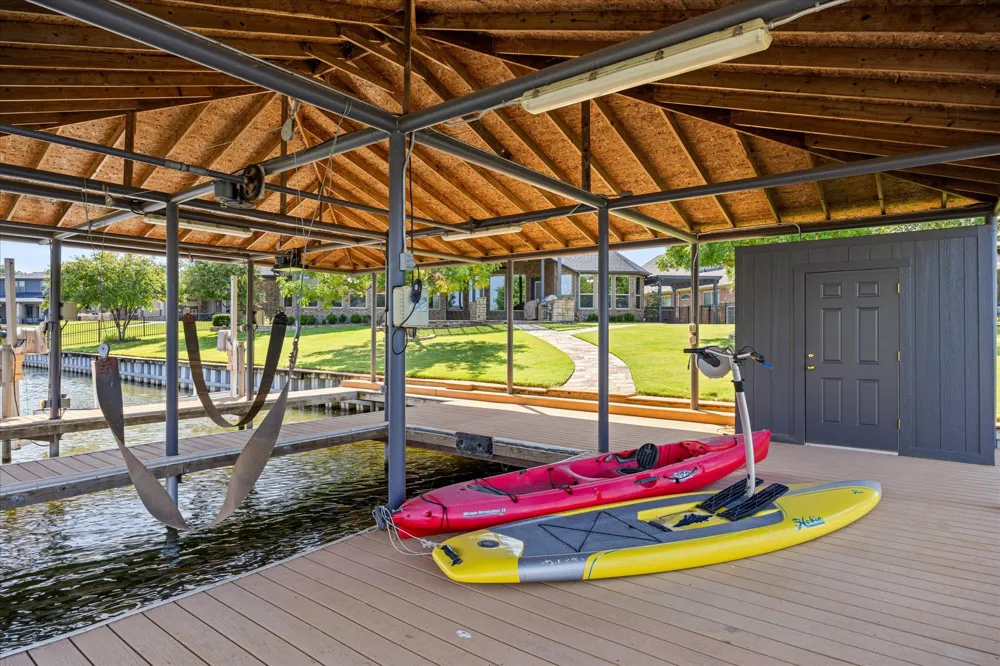 1203 Huntington Cove Court Granbury, TX 76048