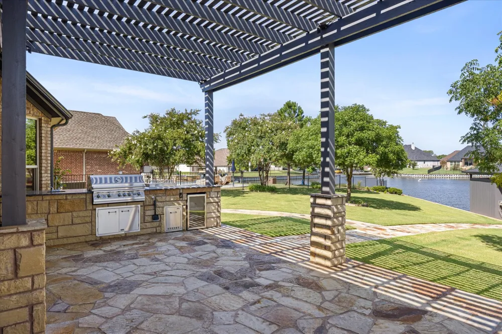 1203 Huntington Cove Court Granbury, TX 76048