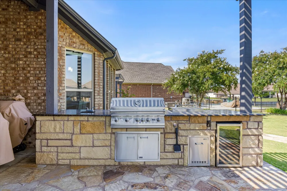 1203 Huntington Cove Court Granbury, TX 76048