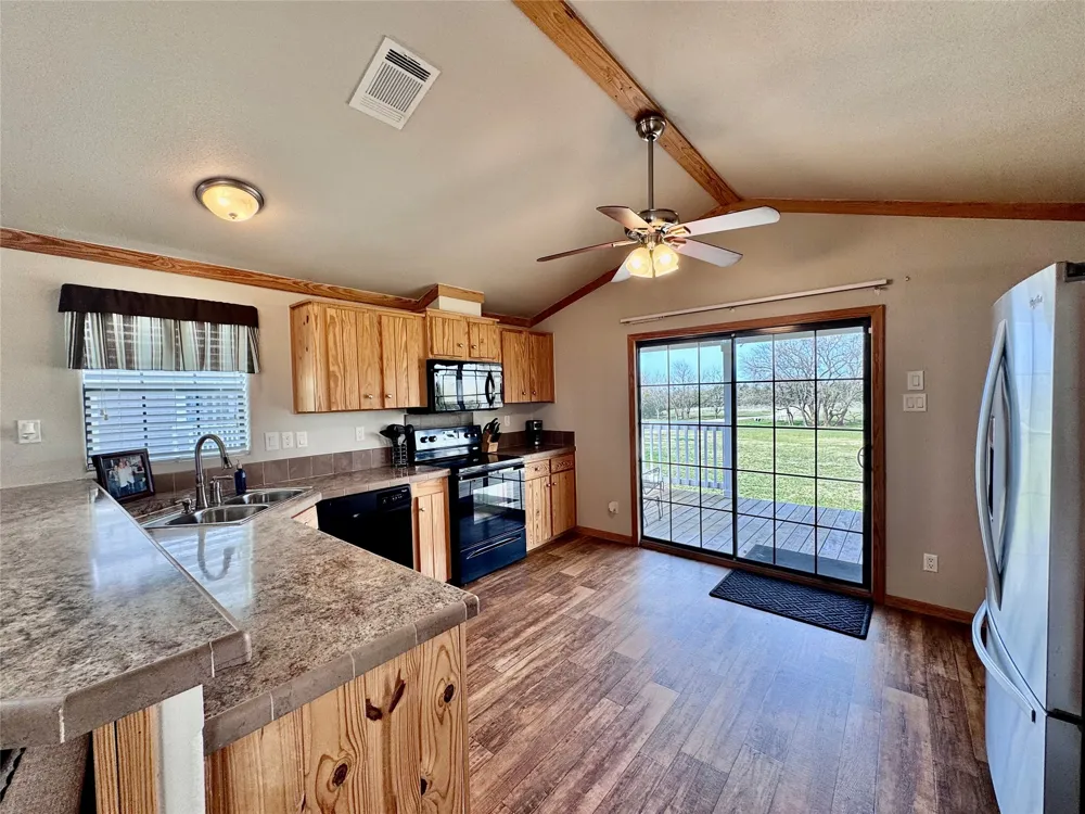 4081 Fm 2736 Campbell, TX 75422
