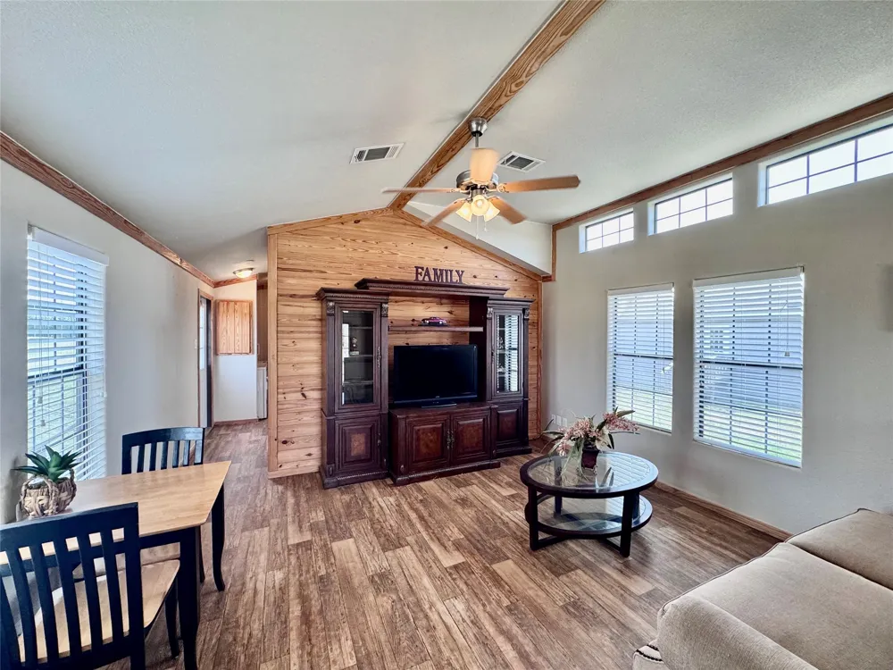 4081 Fm 2736 Campbell, TX 75422