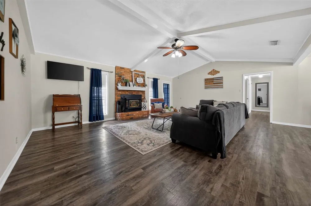 15515 Nell Lynn Lane Tyler, TX 75707
