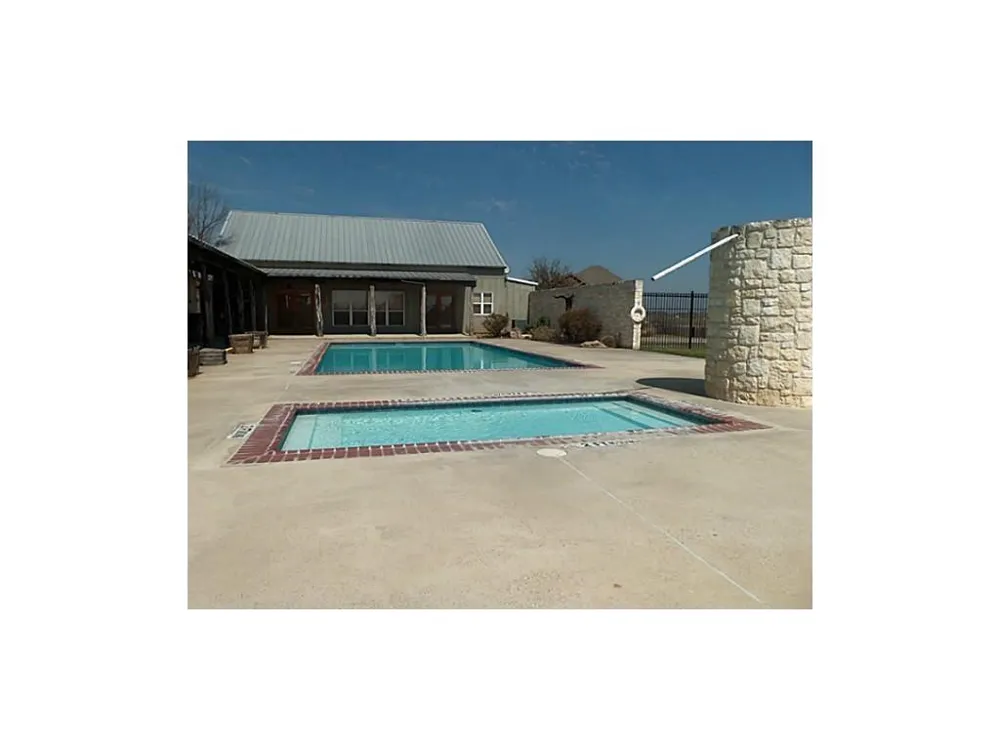 196 Dodge City Trail Newark, TX 76071