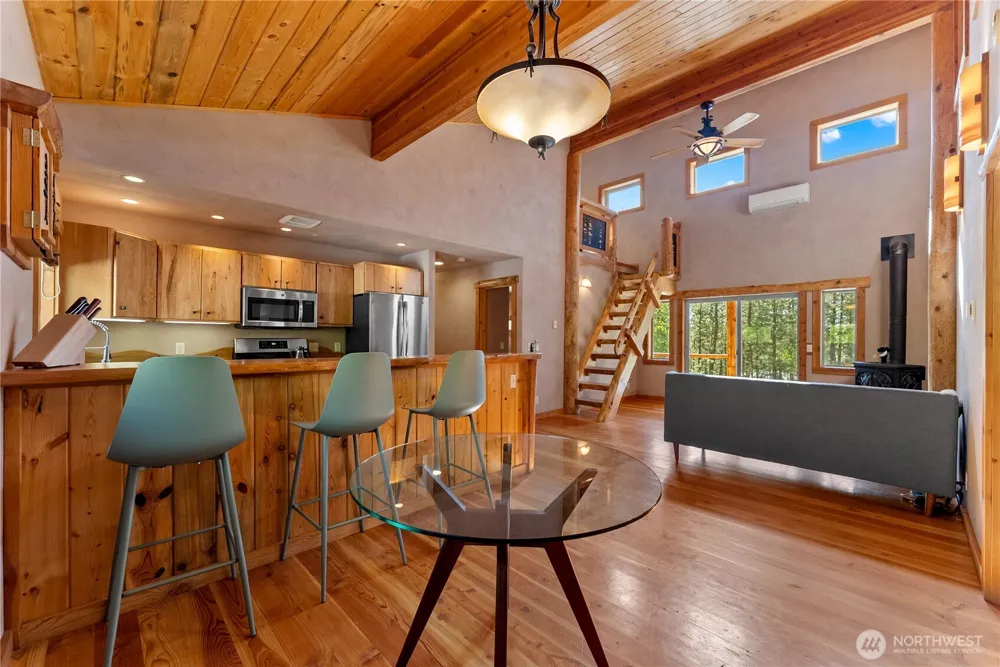 23 Whitebark Lane Winthrop, WA 98862