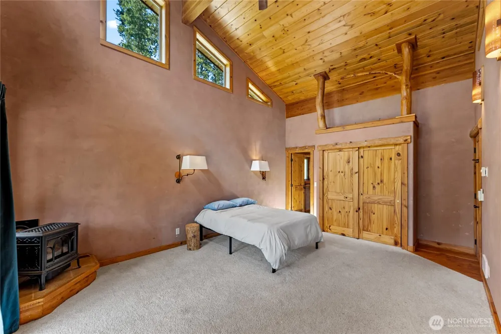 23 Whitebark Lane Winthrop, WA 98862