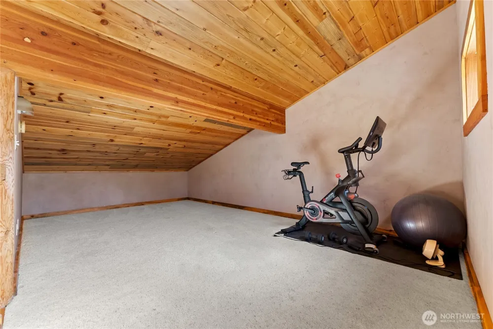 23 Whitebark Lane Winthrop, WA 98862
