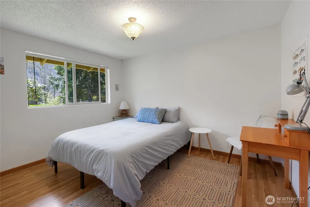 102 40 Crumb Road Morton, WA 98356