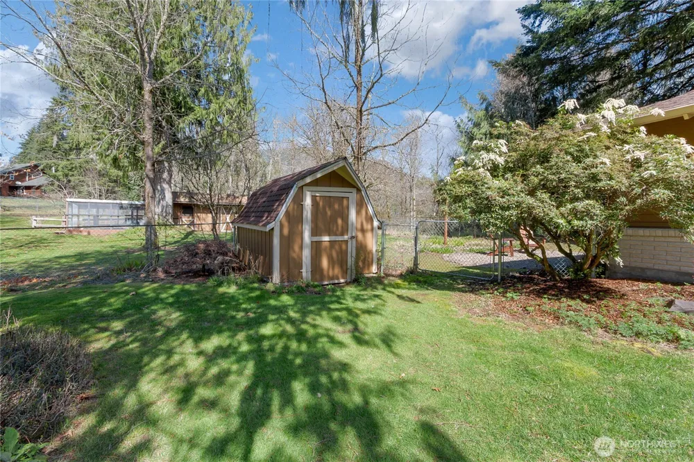102 40 Crumb Road Morton, WA 98356